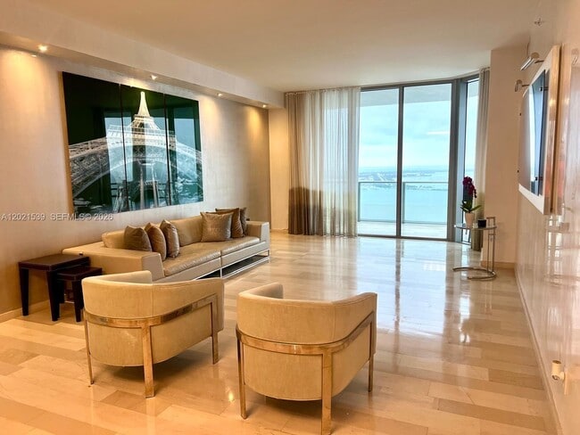 Photo - 1300 Brickell Bay Dr Unit 3701