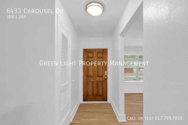 Photo - 6433 Carousel Dr