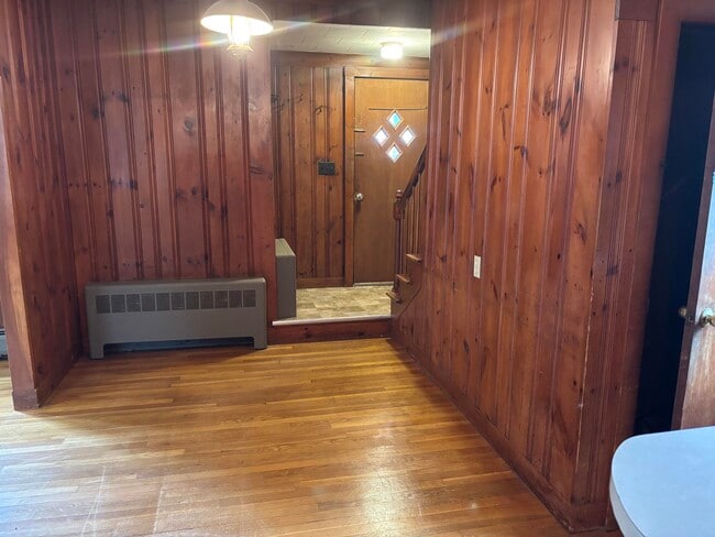 8 Dale St Unit 1
