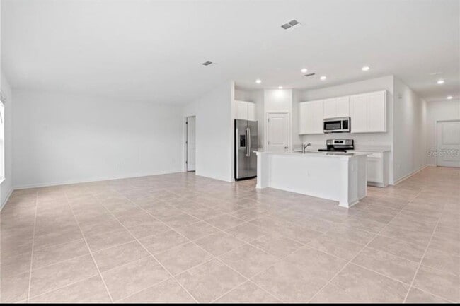 Photo - 352 Heroic Rd