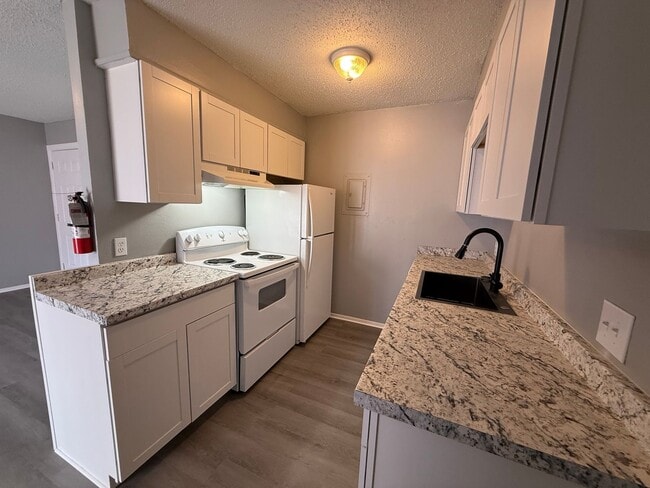 Photo - Rosewood Park Apartments UP