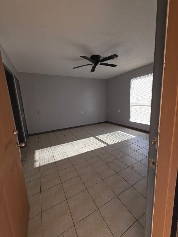 Photo - 7843 Sail St Unidad 7843 Sail Street