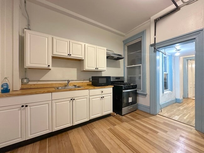 Photo - 56 Dubois St Unidad 1