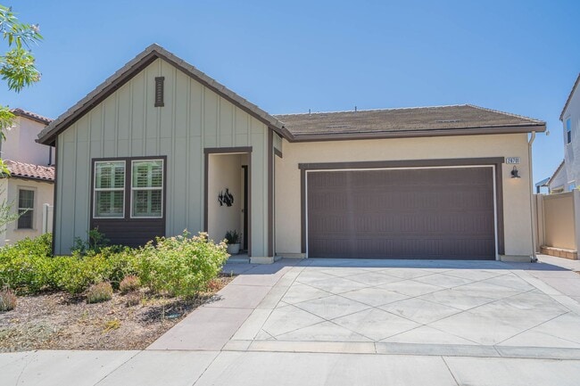 Building Photo - 4-Bedroom Home with Community Amenities & ...