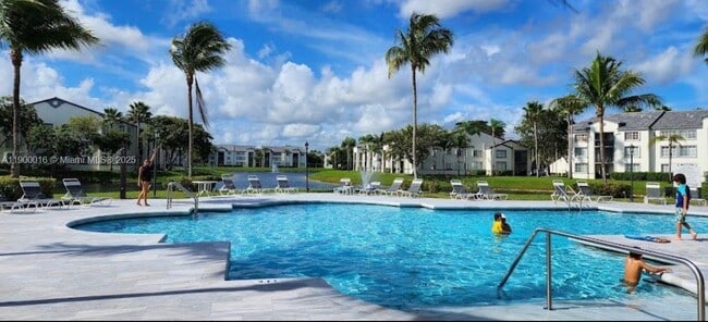 Photo - 4500 NW 107th Ave Unit 202-9