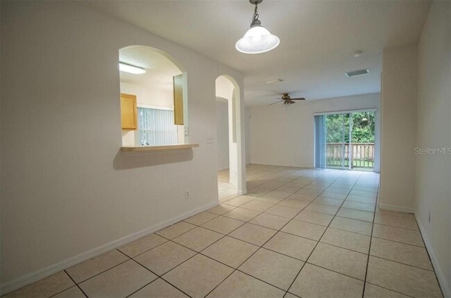 Photo - 718 Lyman St