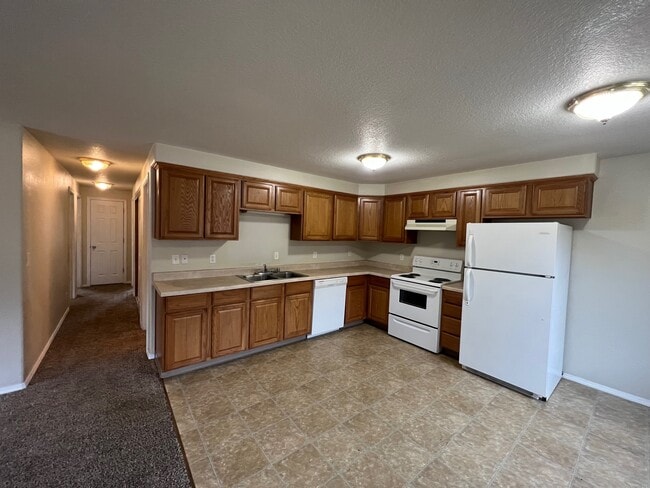 Photo - 1041 8th Ave Unidad 201