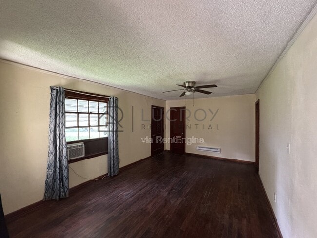 Photo - 3148 Sylvester Dr