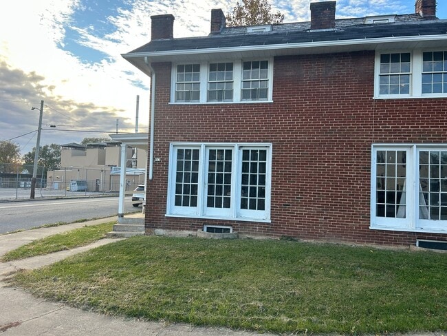 Photo - 643 Wildwood Blvd