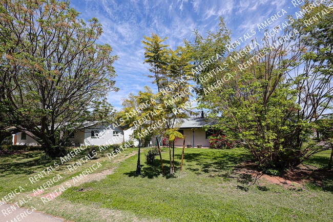 Photo - 1538 E Cedar St
