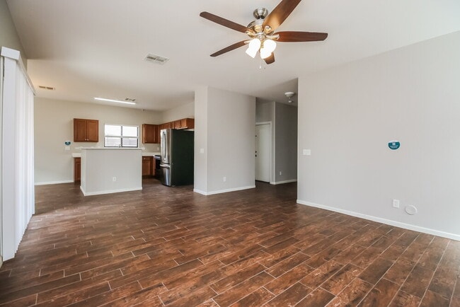 Photo - 2233 E 27th Ave