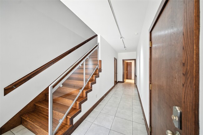 Photo - 1822 Prospect St