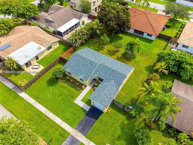 Photo - 568 SW 169th Terrace