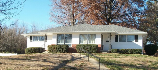 Building Photo - 2224 Agency Rd Rental