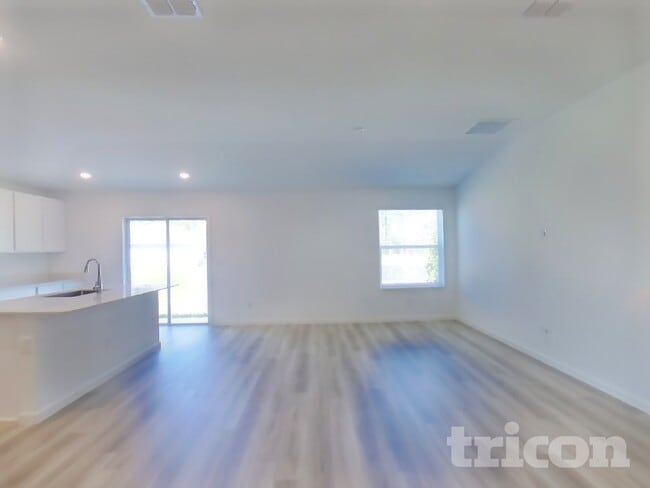 Photo - 7843 Greatford Wy