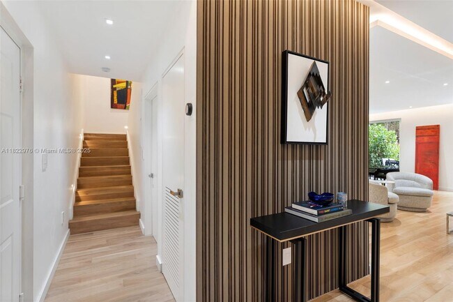 Photo - 3026 NE Quayside Ln