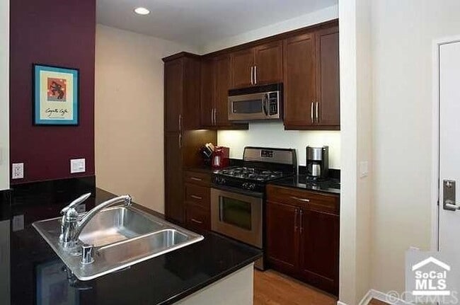 Photo - 2403 Scholarship