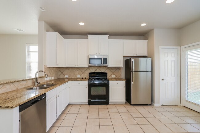 Photo - 1650 Bonnyton Ln