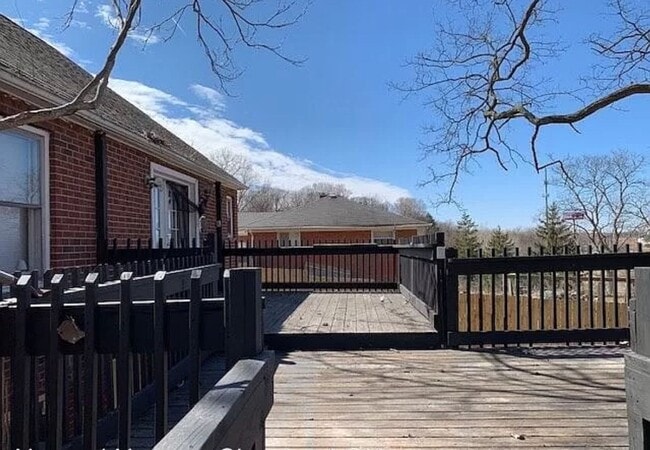 Photo - 17253 McCracken Rd