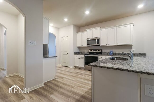 Photo - 25418 Cypress Bend Dr