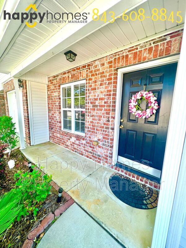 Photo - 205 Jackson St