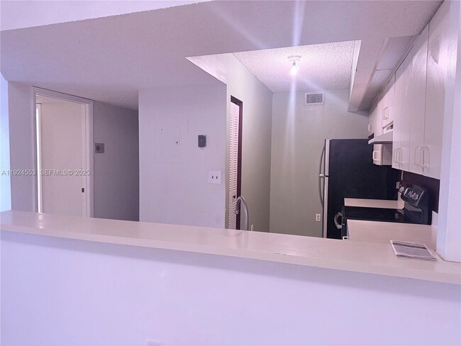 Photo - 8540 SW 212th St Unit 308