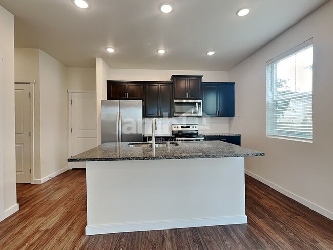 Photo - 23297 SE Dogwood St