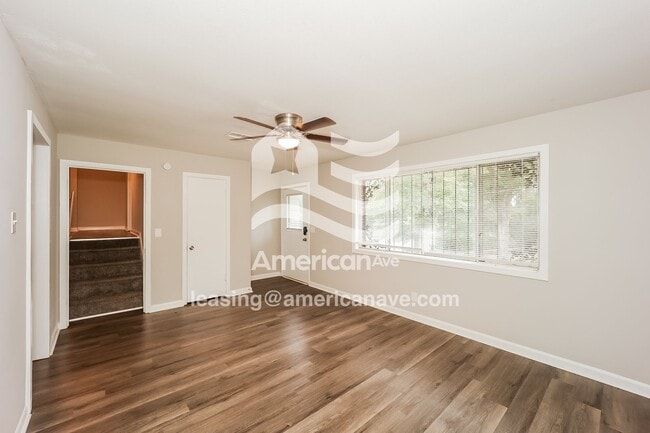 Photo - 1983 Monaco Dr