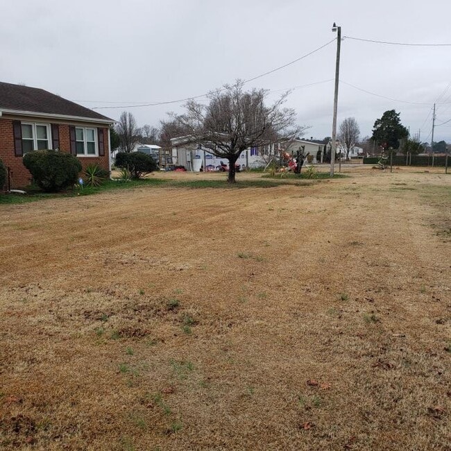 Photo - 2969 NC 33 W