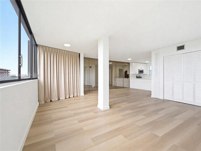 Photo - 2950 SW 3rd Ave Unit 7F