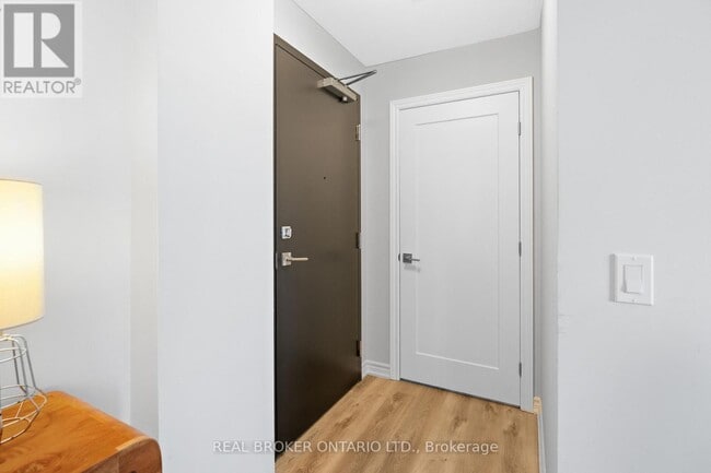 Photo - 1350 Hemlock Rd Unité 219