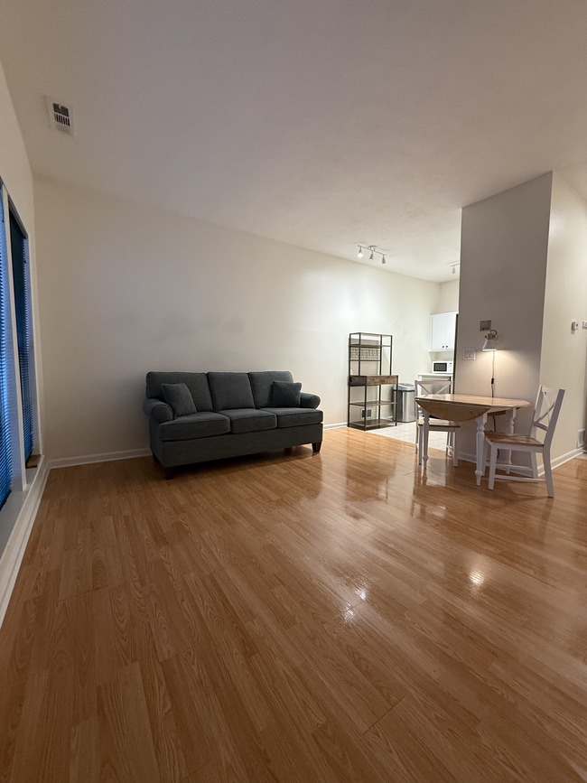 Photo - 71 Princeton St