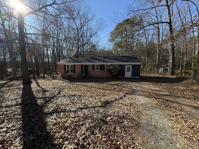 Photo - 727 Chalklevel Rd