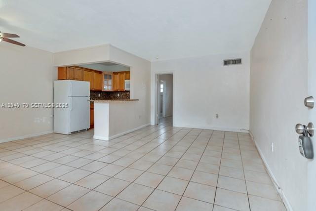 Photo - 1280 W 54th St Unit 313B