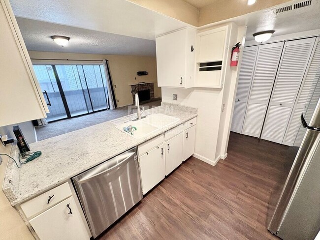 Photo - 14076 E Stanford Cir Unidad G6