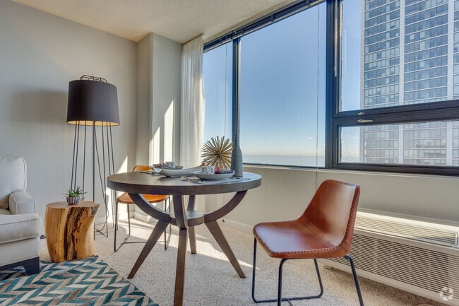 Photo - Park Michigan - 1212 S Michigan Ave