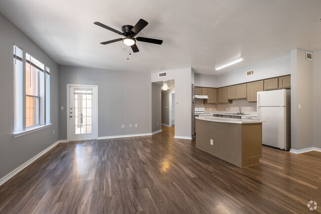 Cocina/Sala de estar de 2BR - Costa Valencia