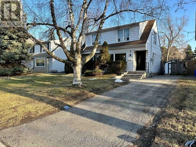 Photo - 9 Roycrest Ave