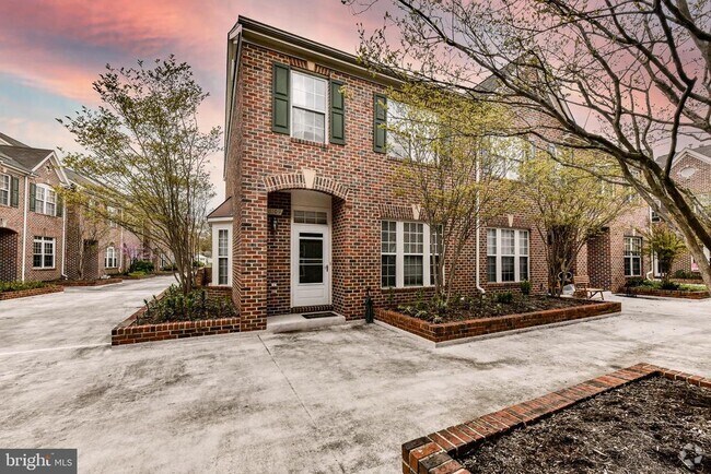Building Photo - 6109 Madison Crest Ct Rental