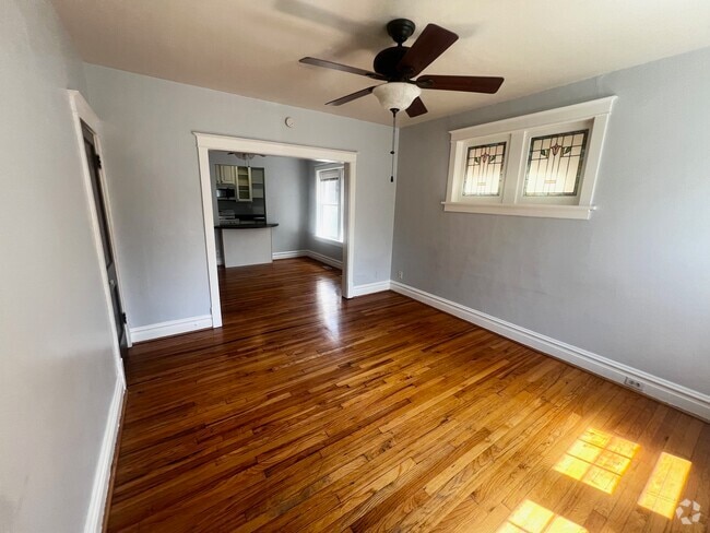 Building Photo - 2107 Maury Ave Unit 2107 Rental