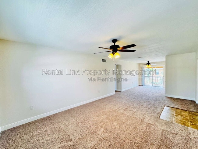 Photo - 12664 Kenwood Ln Unit Apartment C