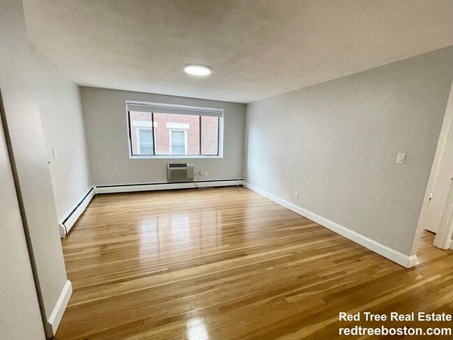 Photo - 230 Babcock St Unit 3G