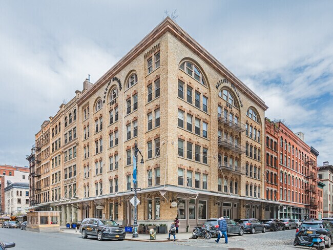 Bazzini Bldg - Bazzini Bldg