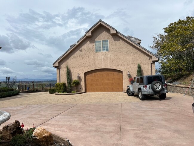 1328 Chariot Ct Unidad One Bedroom Apartment