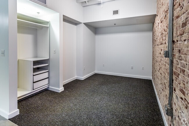 Studio - 600SF - Living Area