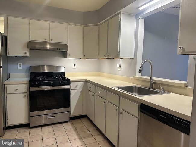 Photo - 159 Wyndham Pl