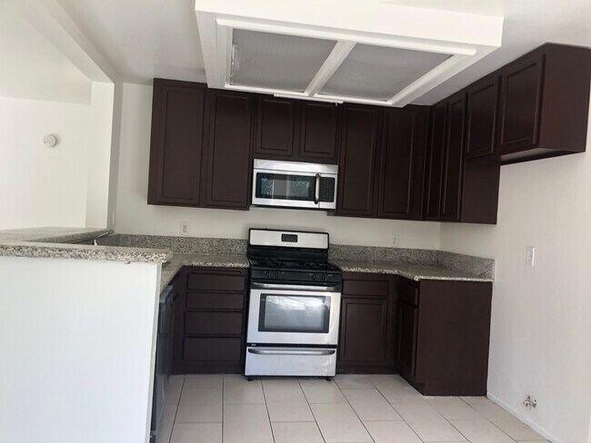 Photo - 44811 Rock Island Dr