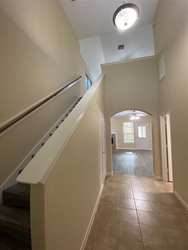 Photo - 4903 Summer Ridge Dr