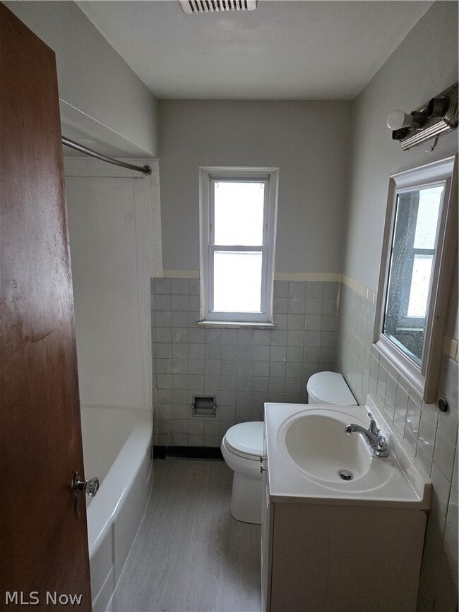 Photo - 3259 W 115th St Unit UP