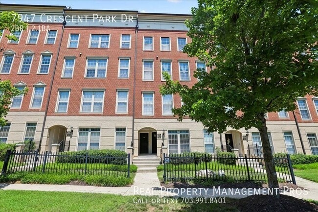 Photo - 7947 Crescent Park Dr
